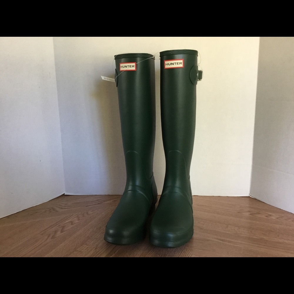 New Hunter Boots. Size 9
